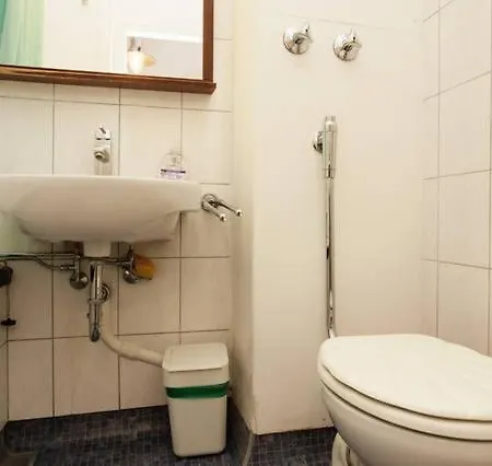 Apartman Parkview 1 *