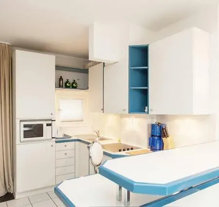 Apartman Parkview 1 *